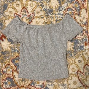 Off the shoulders crop